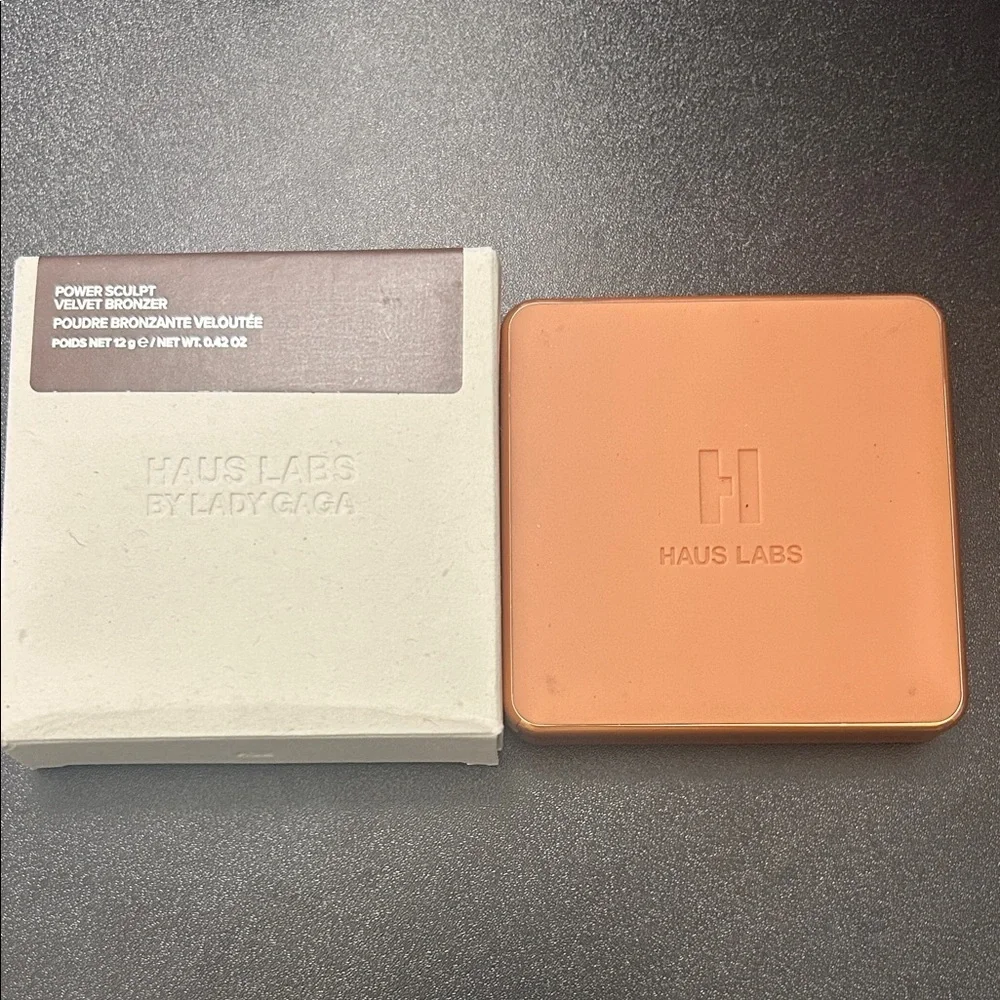 Haus Labs Velvet Bronzer - Deep Level 10